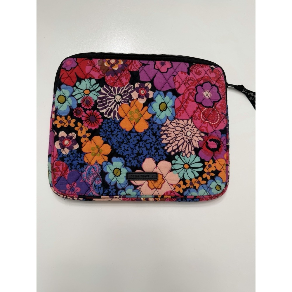 Vera Bradley Petal Paisley Quilted Tablet‎ iPad Sleeve Case Zip Padded.    5236